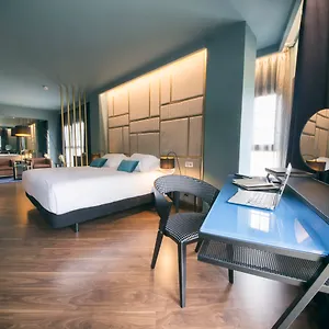 Hotel Catedral ****